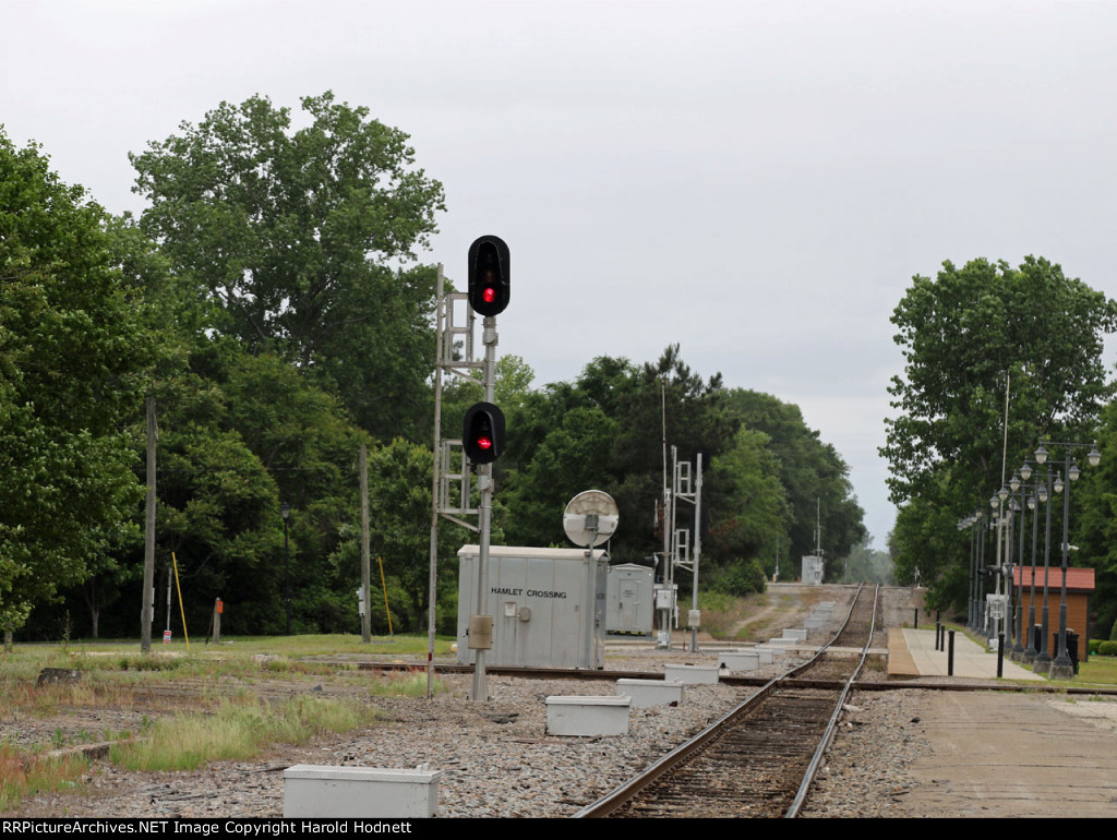 signal for southbound "S" line with new lower head